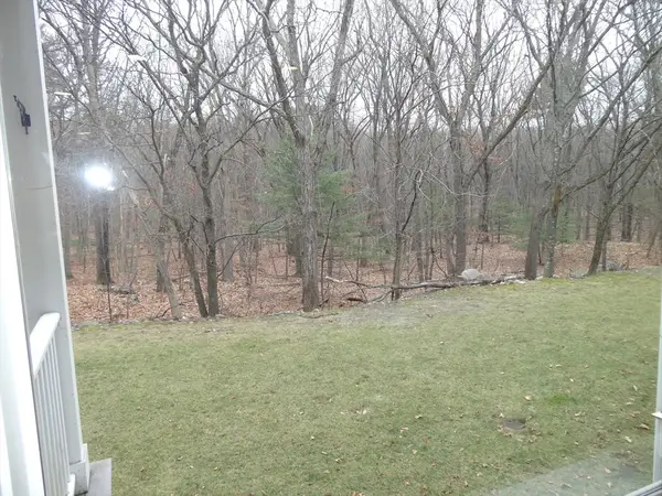 2 Inwood Dr #1005, Woburn, MA 01801