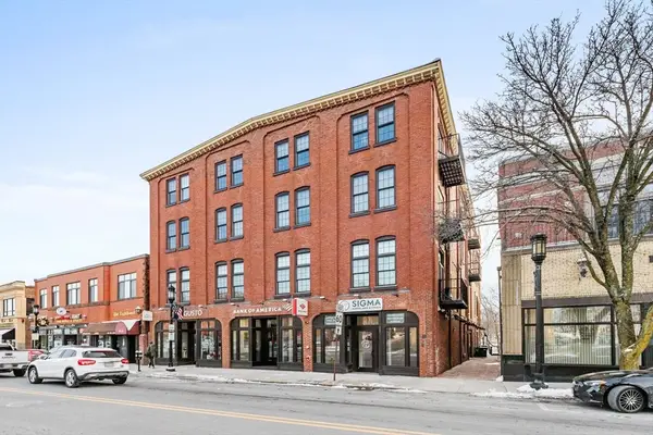 30 High St #31, Medford, MA 02155