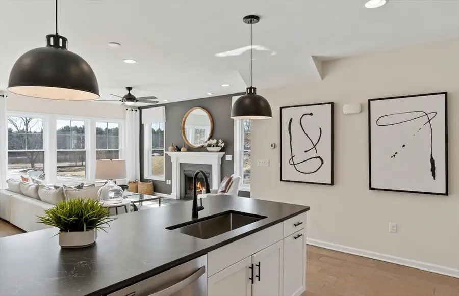 15 Emerald Run #10, Shrewsbury, MA 01545 - Image #3