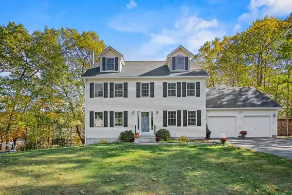 210 Gardner Rd, Hubbardston, MA 01452