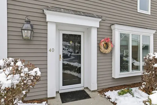 40 Bay Farm Rd #40, Duxbury, MA 02332