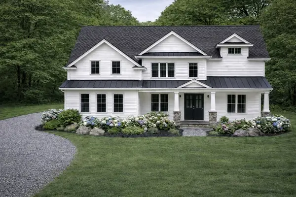 4 Emerald Drive, Hopkinton, MA 01748