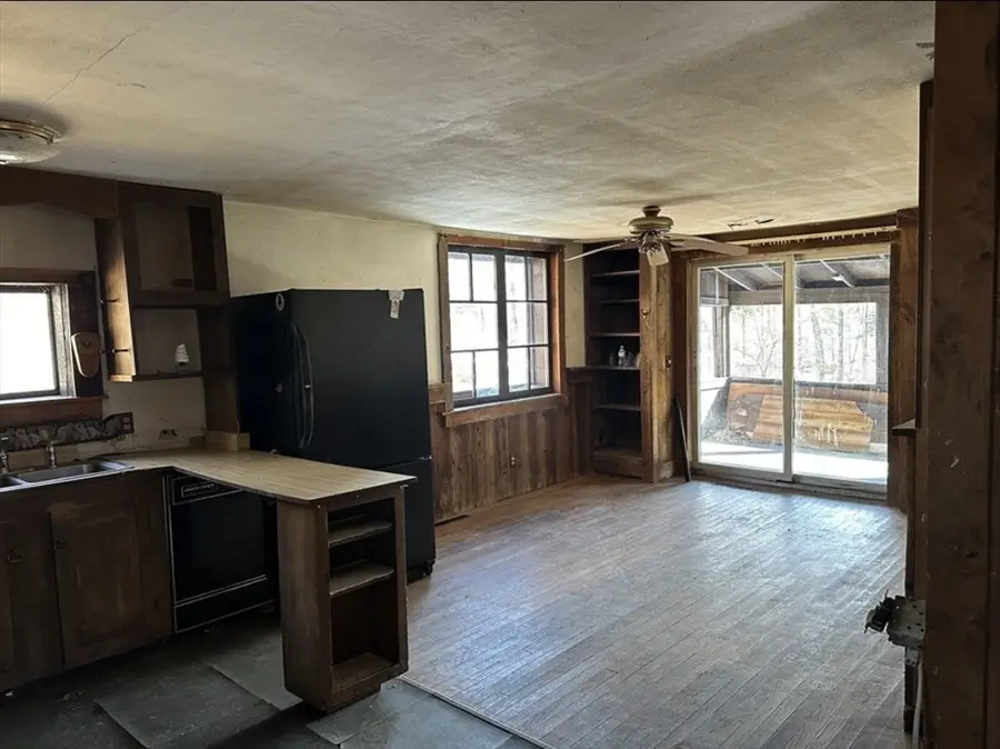 2 Old House Rd, Montgomery, MA 01085 - #3