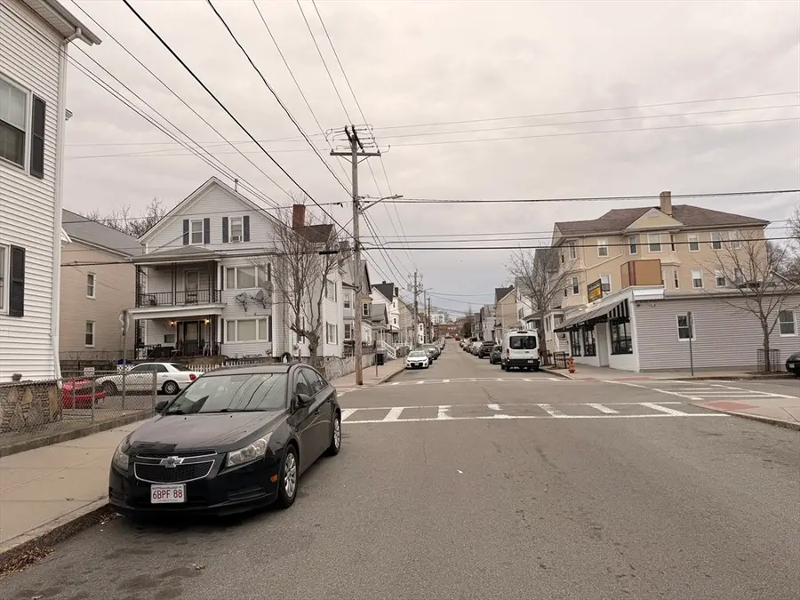 631 Walnut, Fall River, MA 02720 - Image #3