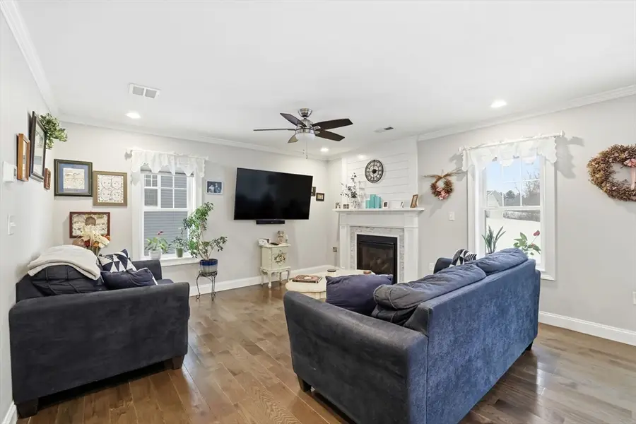 13 Beverlys Way #13, Lakeville, MA 02347 - Image #3