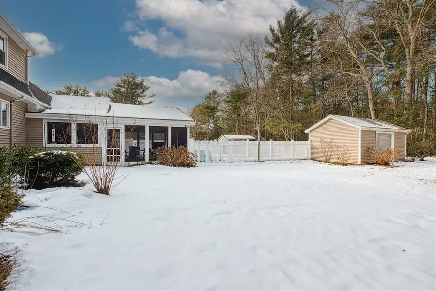 27 Pinecrest Dr, Taunton, MA 02780 - Image #3