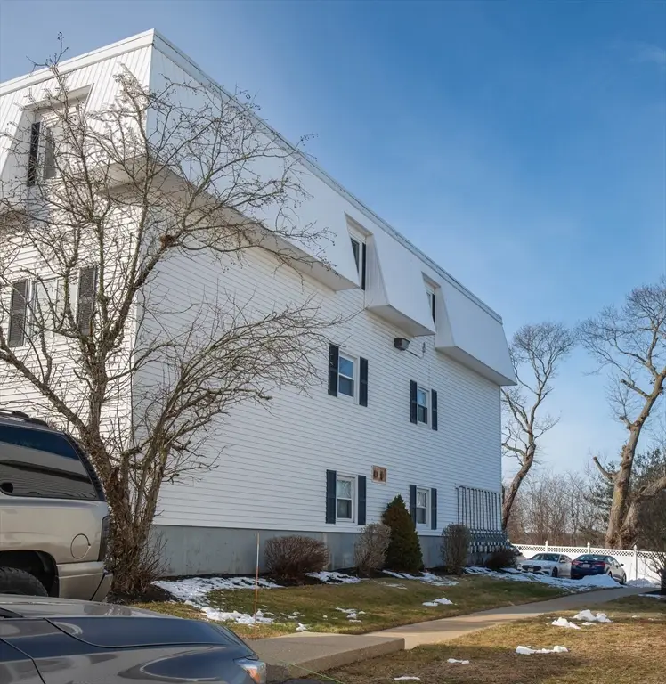 3636 N Main St #5, Fall River, MA 02720 - Image #2