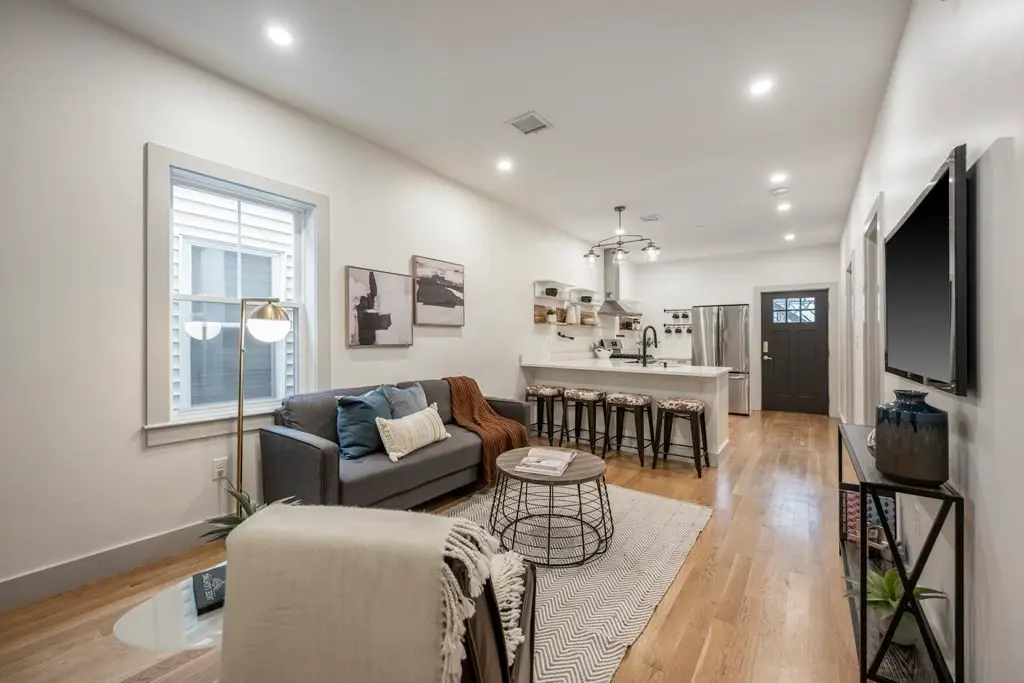 43 Wordsworth St #2, Boston, MA 02128 - Image #1