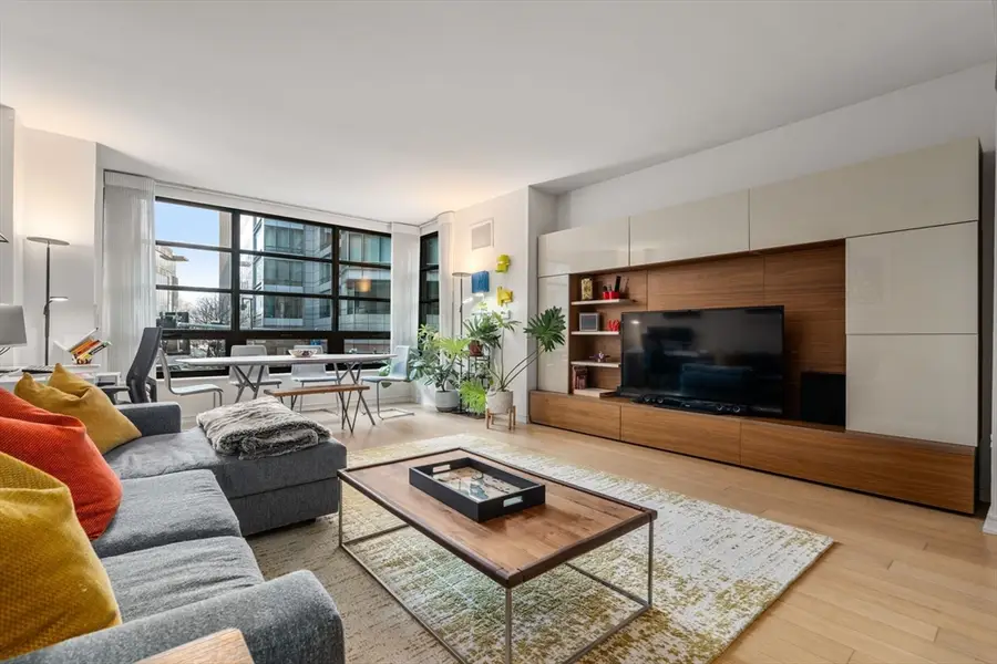 580 Washington St. #2A, Boston, MA 02111 - Image #2