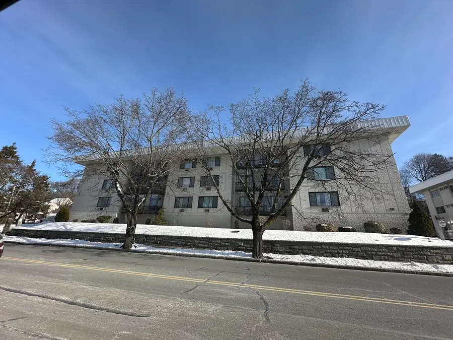 234 Nesmith St #8, Lowell, MA 01852 - Image #2