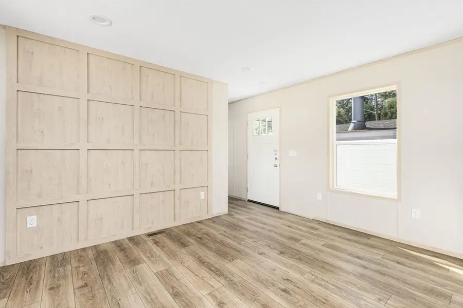 460 Collins Street #6, Attleboro, MA 02703 - Image #3