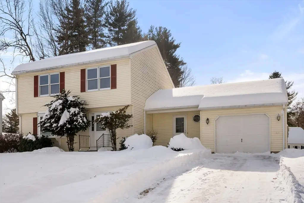 25 Laurelwood Lane, Springfield, MA 01128 - Image #1