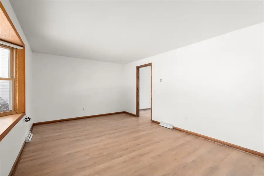 25 Laurelwood Lane, Springfield, MA 01128 - Image #3