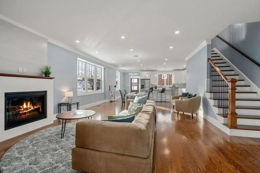 667 Boylston St #667, Newton, MA 02459 - #3