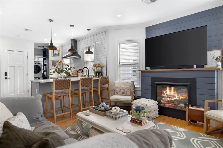 644 Adams St #3, Boston, MA 02122 - Image #3