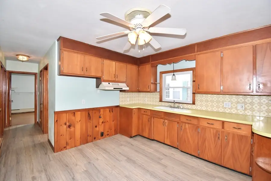 79 Arvilla Street, Springfield, MA 01118 - Image #2