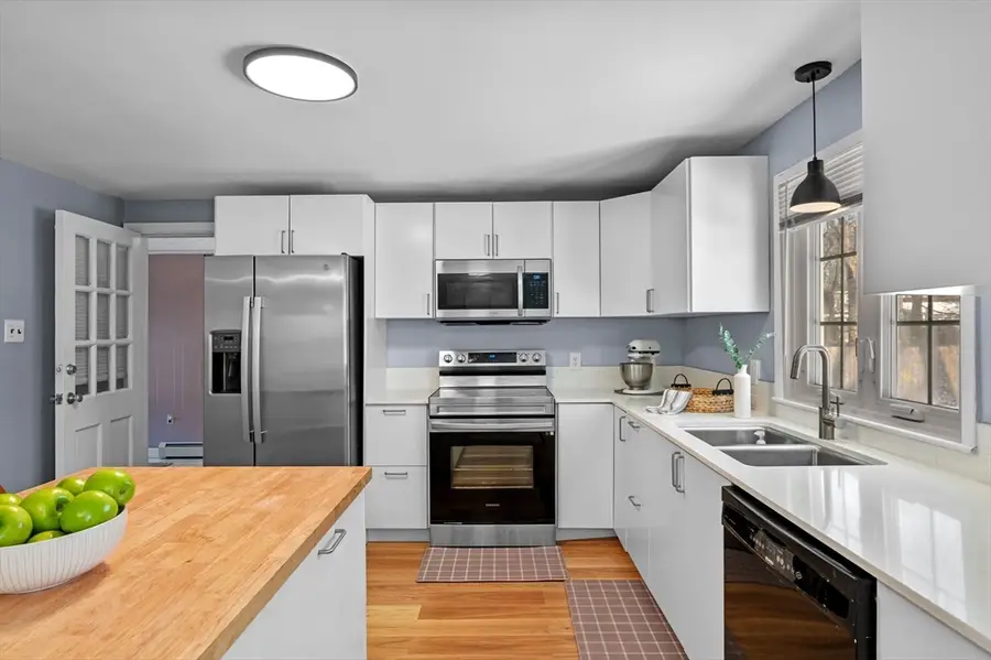 129 Moody St, North Andover, MA 01845 - Image #3