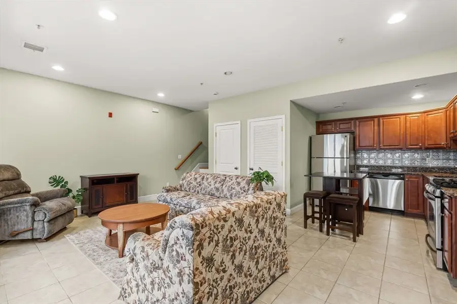 910 Saratoga Street #5, Boston, MA 02128 - Image #3
