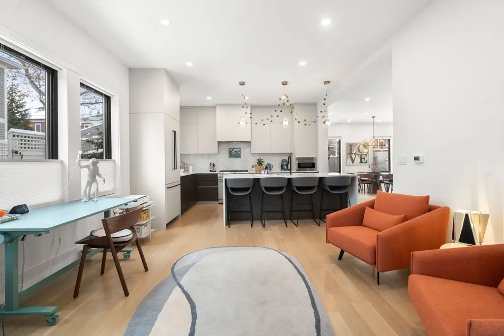 116 Thorndike St #1, Brookline, MA 02446 - Image #1