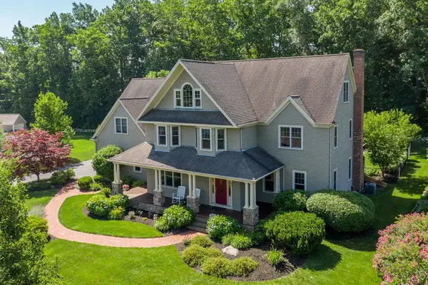 60 Summer Path Way, Pembroke, MA 02359