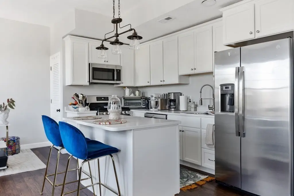 170 Ashmont St #15, Boston, MA 02124 - Image #1