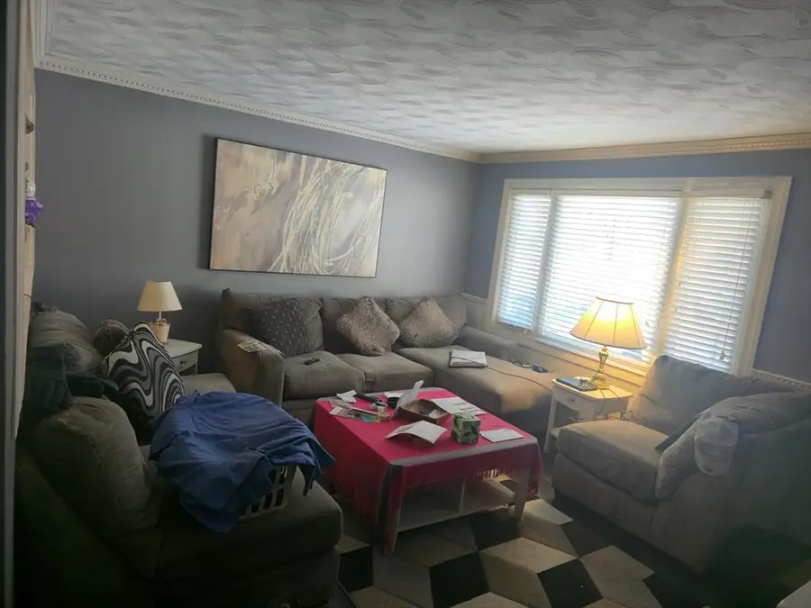 289 Commercial St, Whitman, MA 02382 - Image #3