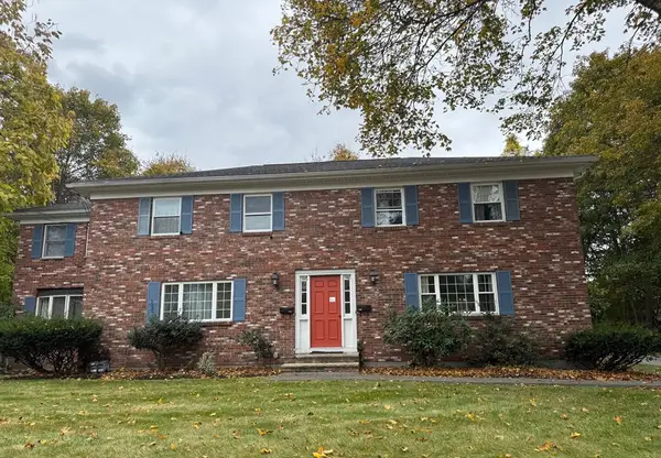 148 Wyman St #148, Woburn, MA 01801