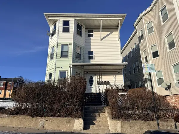 103 Hamilton St, Worcester, MA 01604