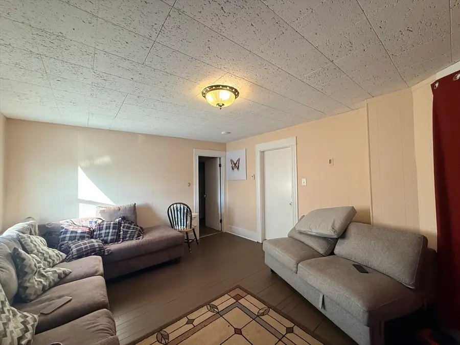 103 Hamilton St, Worcester, MA 01604 - Image #3