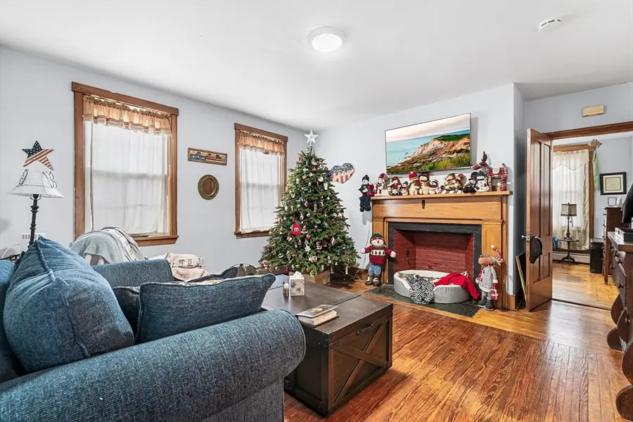 54 Sycamore St, New Bedford, MA 02740 - Image #2