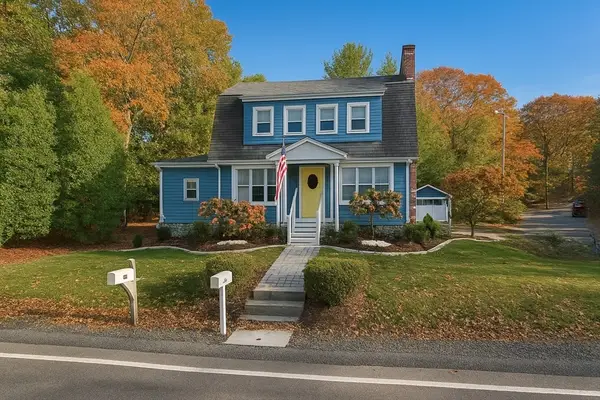 177 Oak St, Wakefield, MA 01880