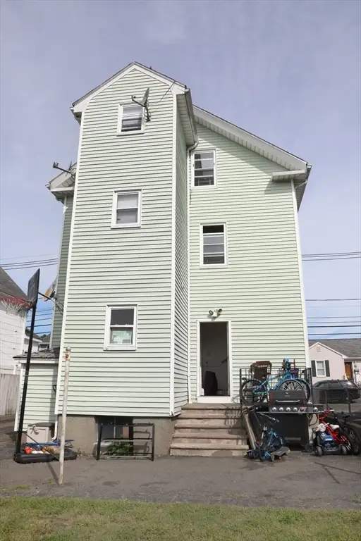 41 Northend St, Peabody, MA 01960 - #3