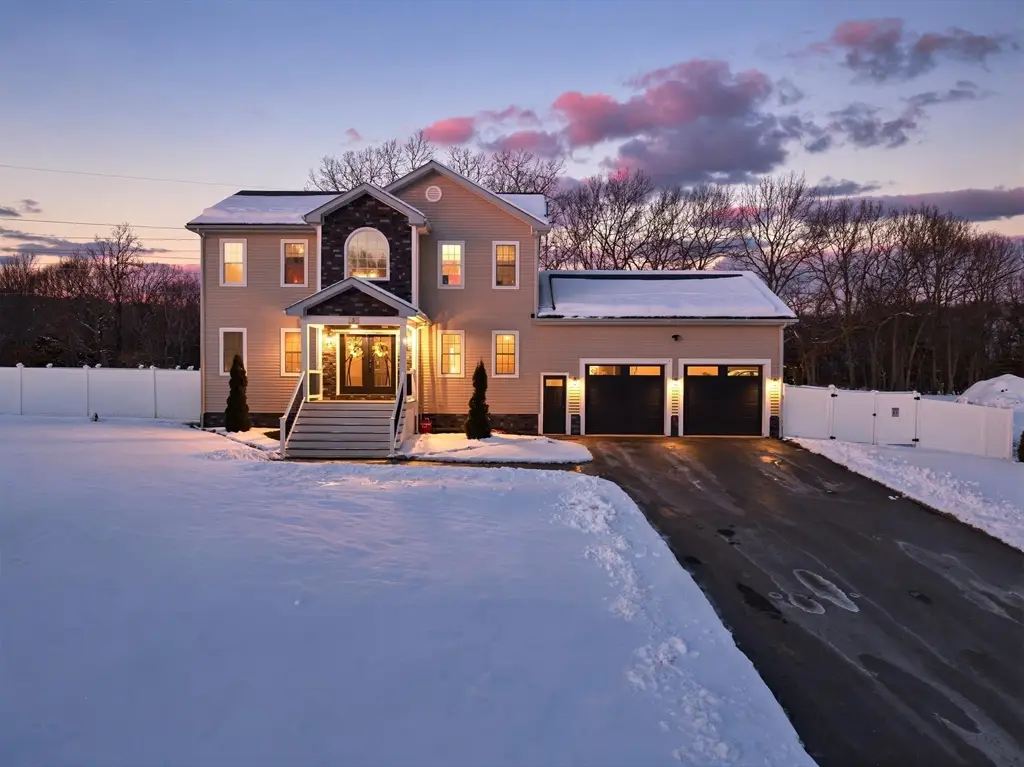 5 Nottingham Cir, Swansea, MA 02777 - Image #1
