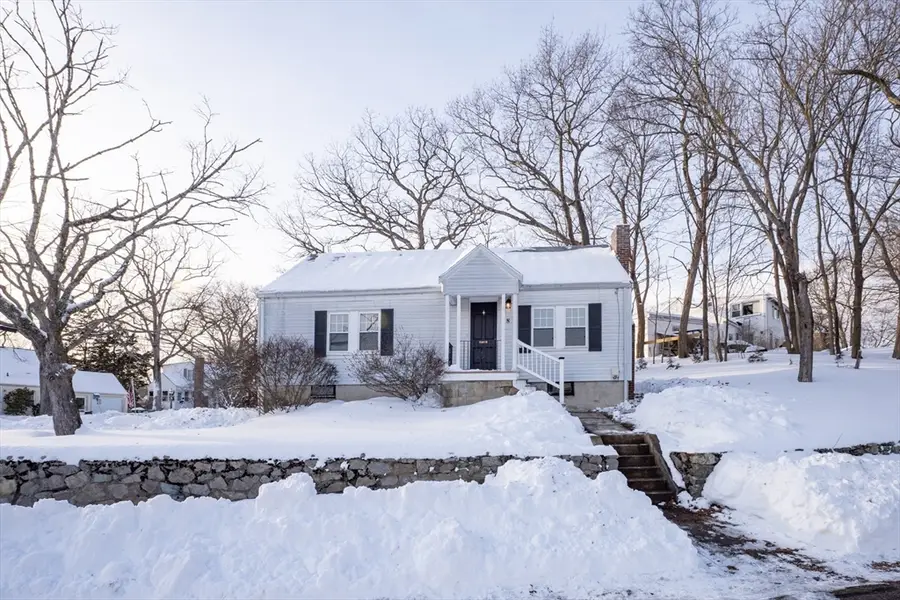 8 Hillview Ter, Westwood, MA 02090 - #2