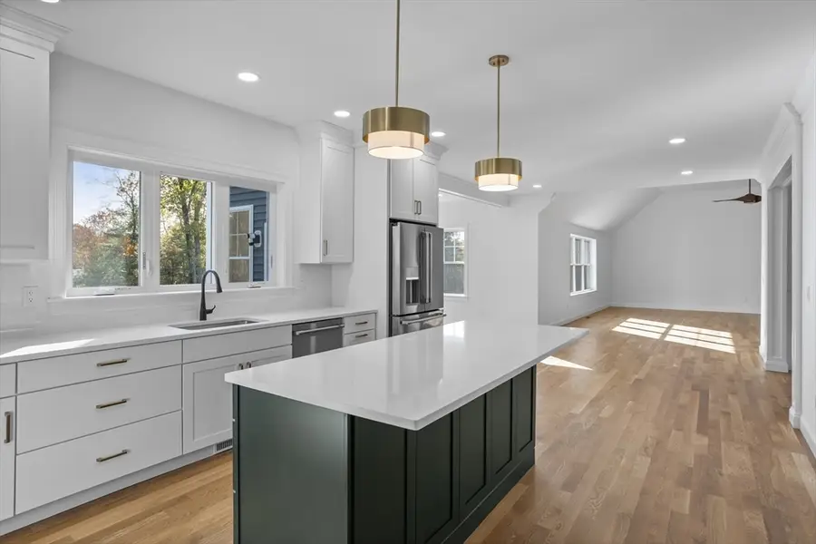 6 Colonel Rolls Dr, Westford, MA 01886 - Image #3