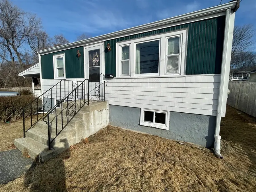 47 Willow St, Woburn, MA 01801 - Image #2