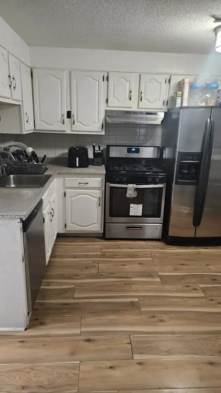 24 Inman St #6, Lawrence, MA 01843 - Image #2