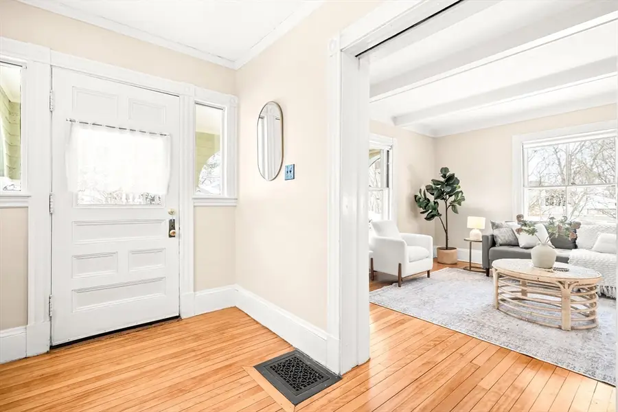 136 Sylvester Ave, Winchester, MA 01890 - Image #3