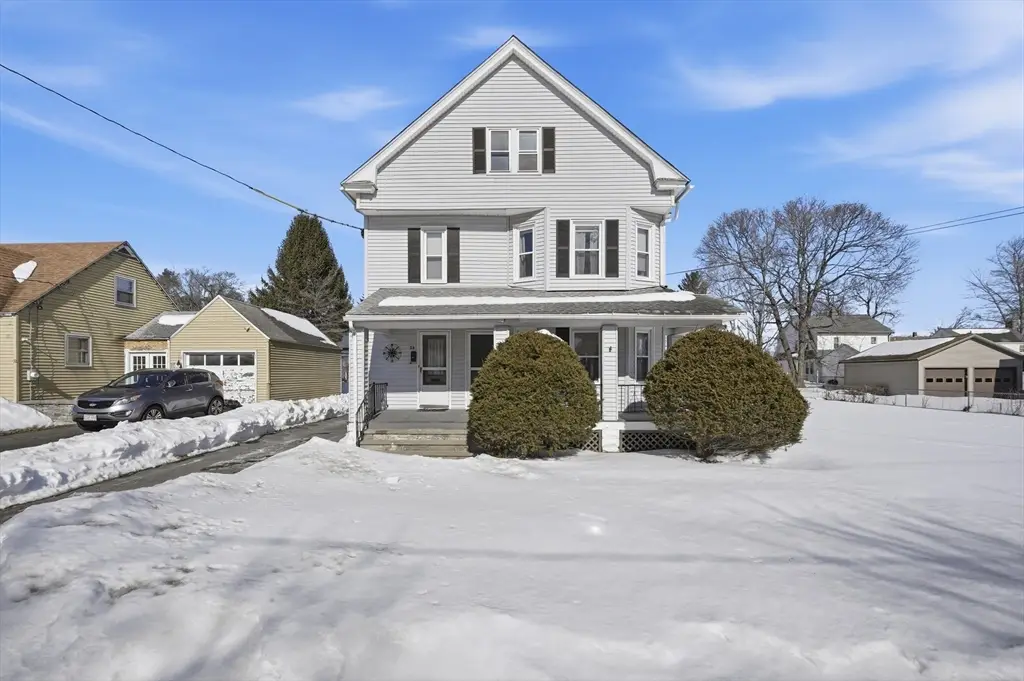 32 Maple St, West Springfield, MA 01089 - #1