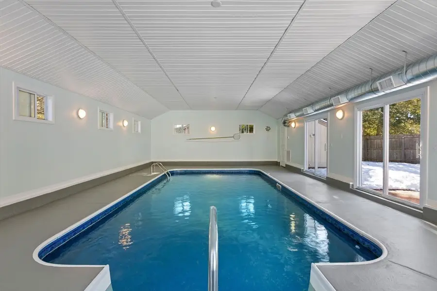 200 Lumbert Mill Rd, Barnstable Town, MA 02632 - Image #2