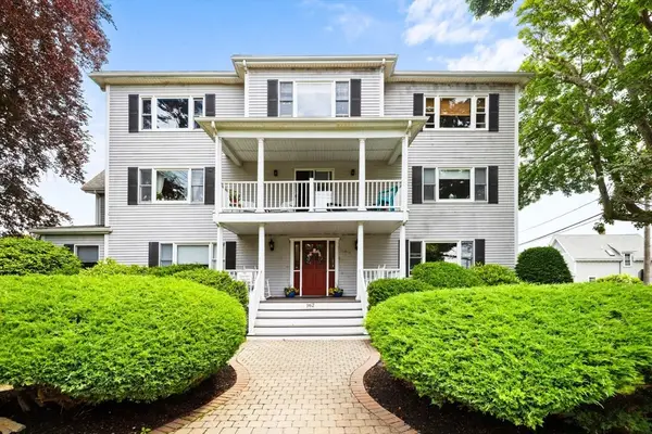 162 Willow Rd #11, Nahant, MA 01908