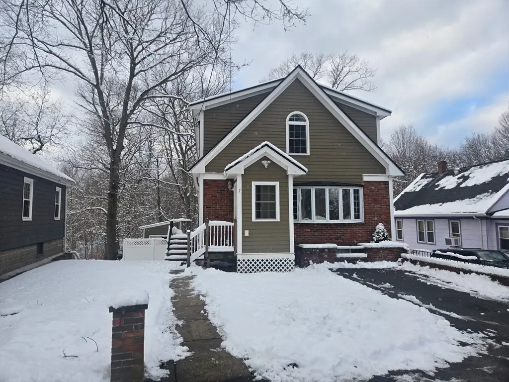 7 Central St, Saugus, MA 01906 - Image #1