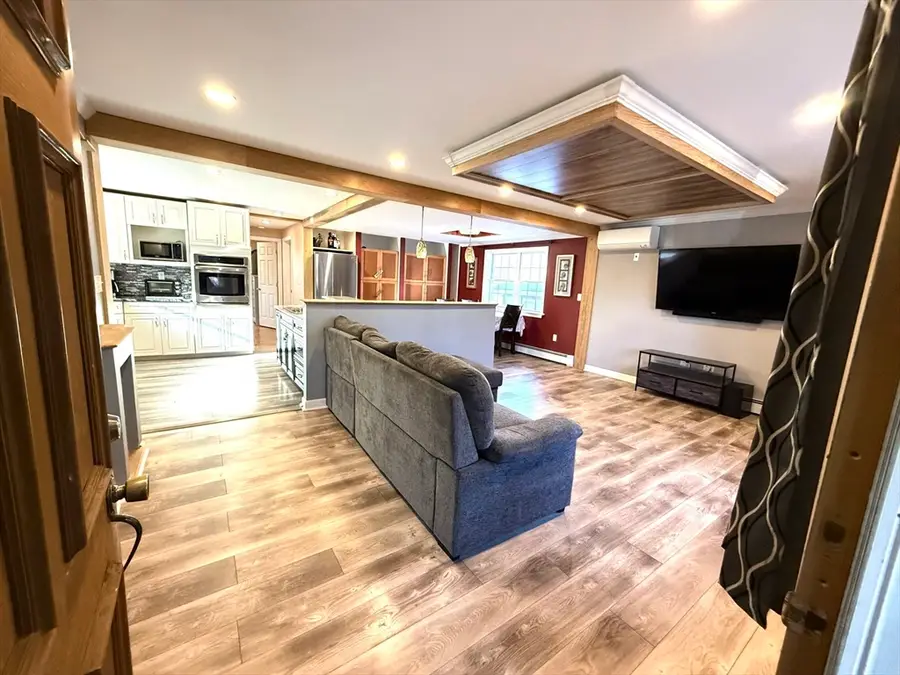 7 Central St, Saugus, MA 01906 - Image #2