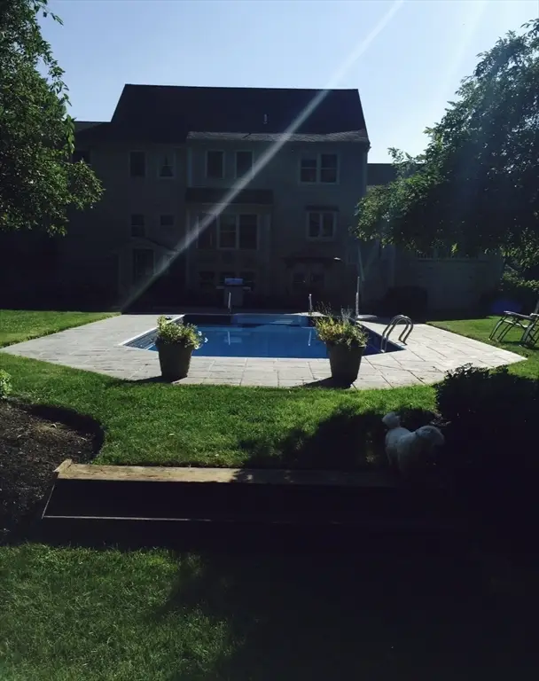 36 Bayberry Ln, Hanover, MA 02339 - Image #2