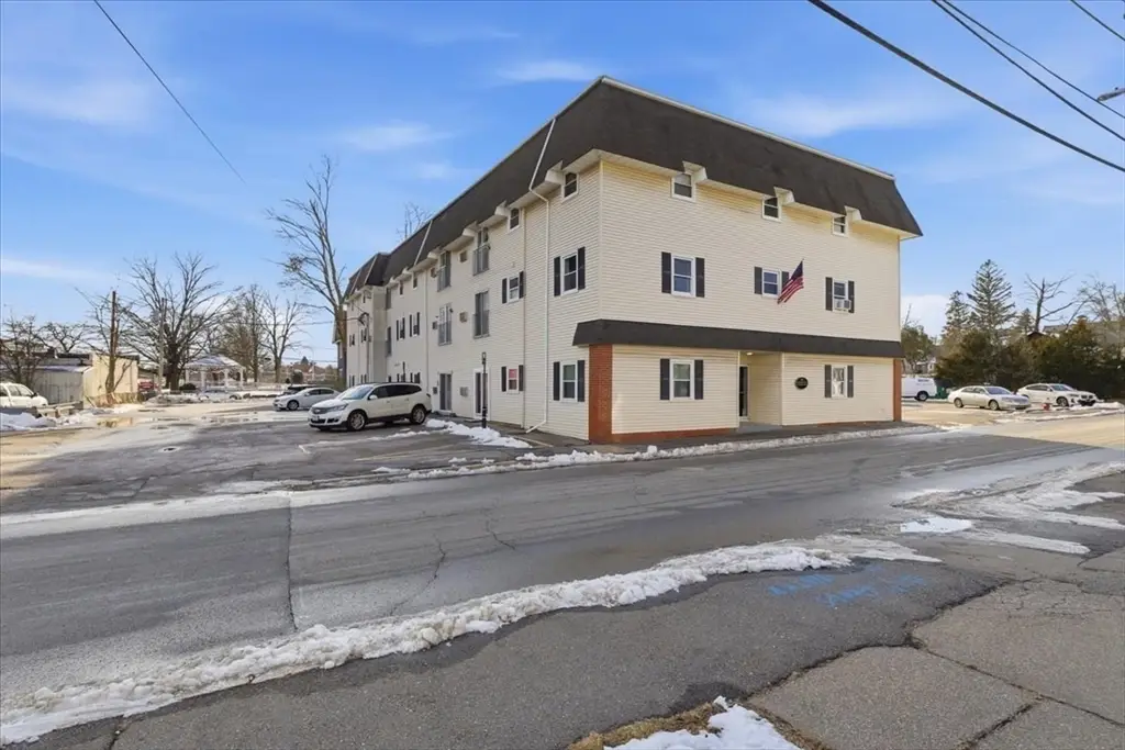 16 Richards Ave #306, North Attleboro, MA 02760 - Image #1