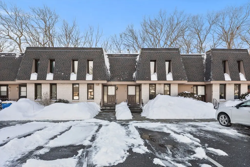 16 Grove Sq #16, Randolph, MA 02368 - #1