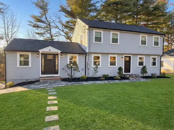 82 Pleasant St, Westford, MA 01886