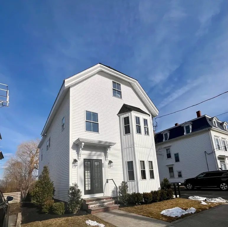 129 Court St, Plymouth, MA 02360 - Image #1