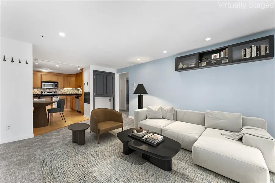 19 Pine St #K, Canton, MA 02021 - Image #2