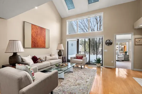 5 Pickwick Way #5, Wayland, MA 01778